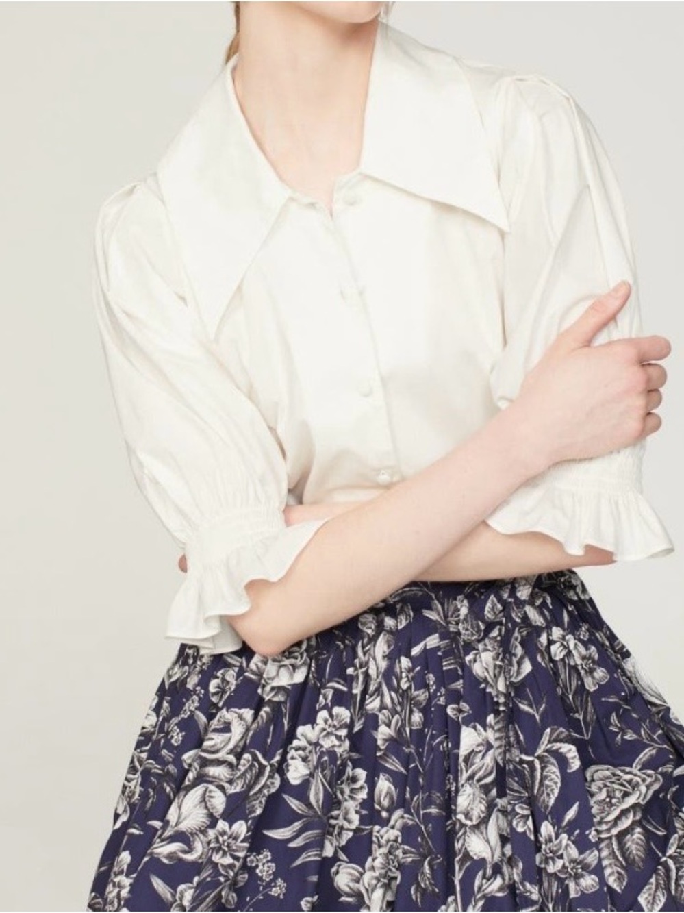 Adam Lippes x RTR Oversized Puff-Sleeve Blouse - Picture 5 of 6